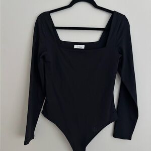 Babaton Black Contour Bodysuit with Square Neck